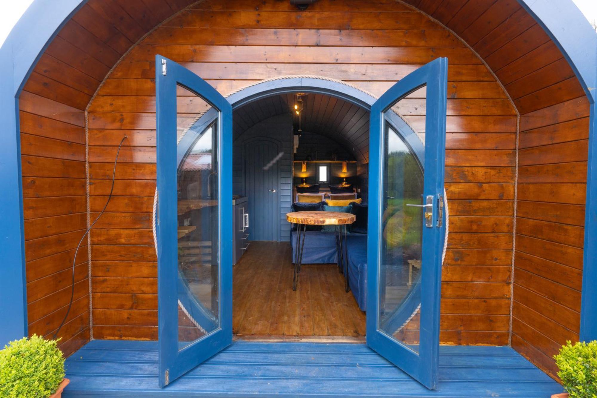 Kingswood Lodges Форт-Уильям Экстерьер фото