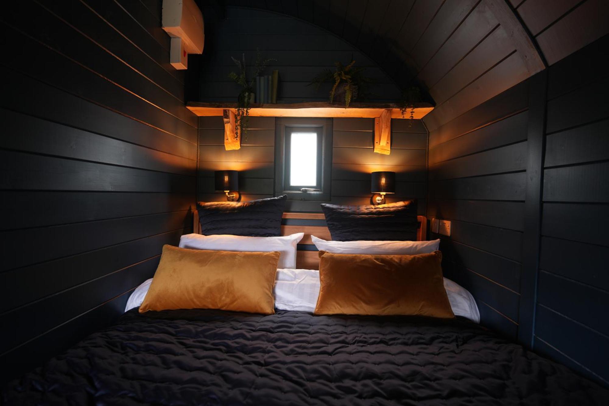 Kingswood Lodges Форт-Уильям Экстерьер фото