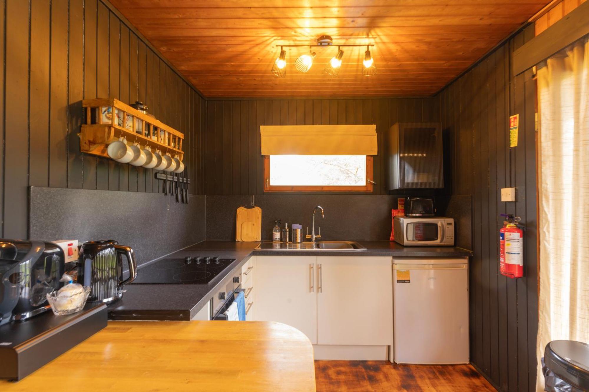 Kingswood Lodges Форт-Уильям Экстерьер фото