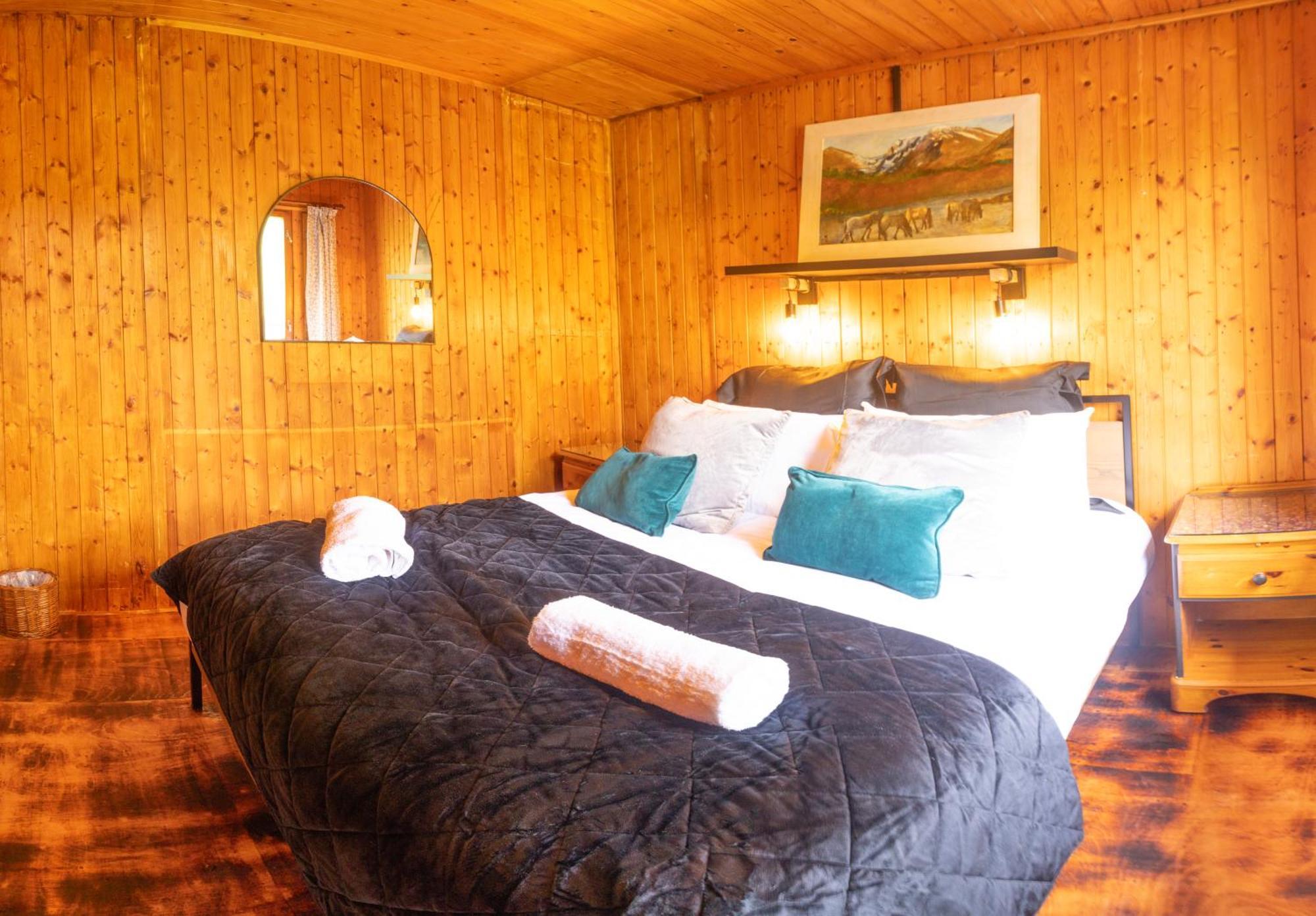 Kingswood Lodges Форт-Уильям Экстерьер фото